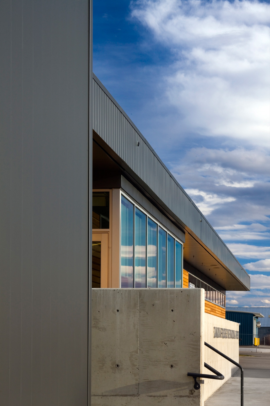 office of mcfarlane biggar architects + designers, Cranbrook, British Columbia, Canada, Canadian Rockies International Airport
