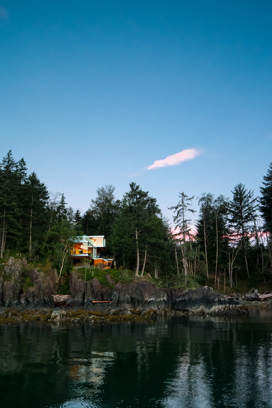 office of mcfarlane biggar architects + designers, Gambier Island, British Columbia, Canada, Gambier House