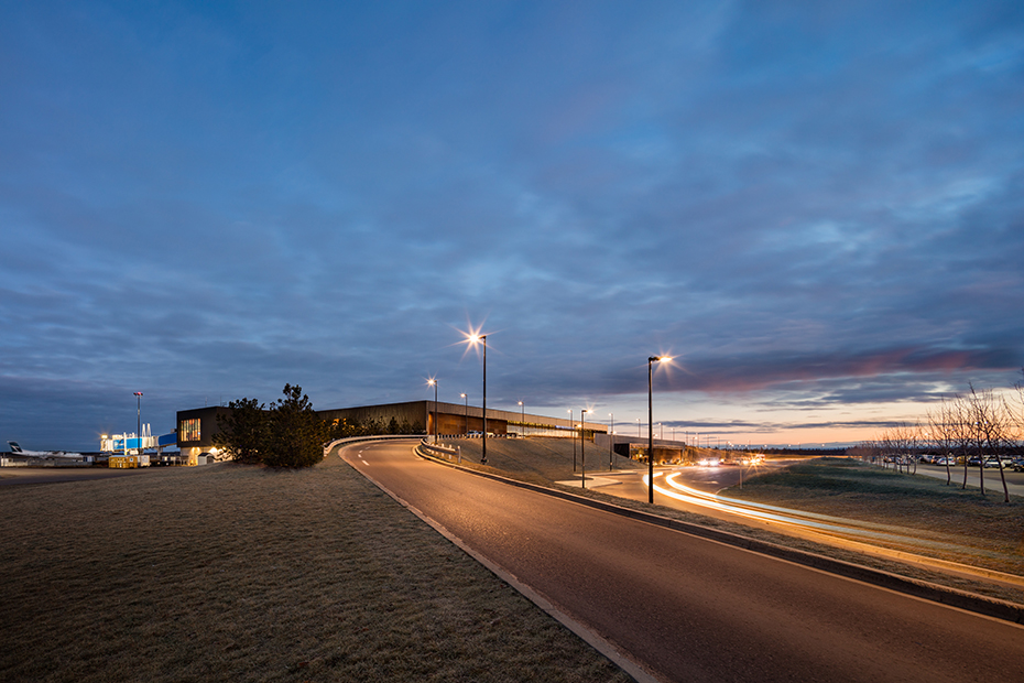 office of mcfarlane biggar architects + designers, Fort McMurray, Alberta, Canada, Fort McMurray International Airport