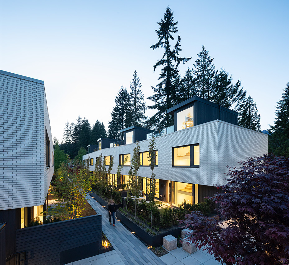 office of mcfarlane biggar architects + designers, North Vancouver, British Columbia, Canada, Edgemont Boulevard Townhomes