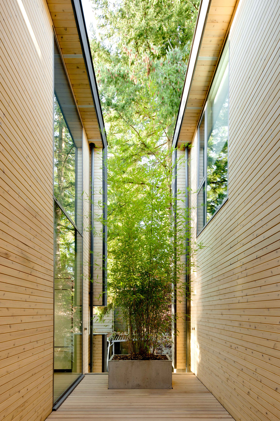 office of mcfarlane biggar architects + designers, Port Moody, British Columbia, Canada, Alderside House