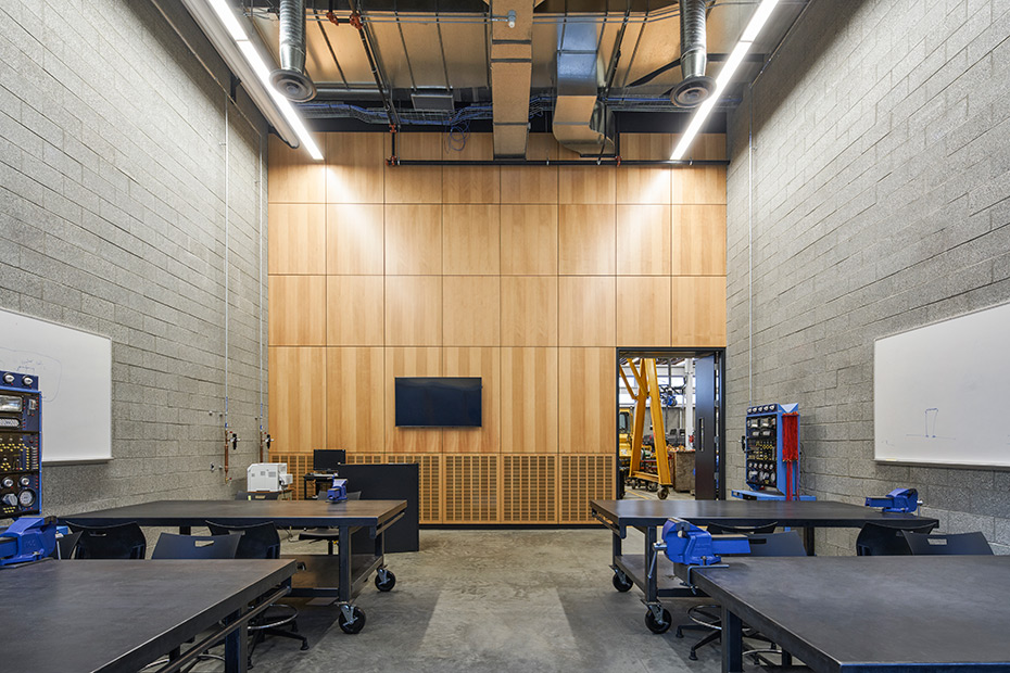 office of mcfarlane biggar architects + designers, Prince George, British Columbia, Canada, College of New Caledonia Heavy Mechanical Trades Training Facility