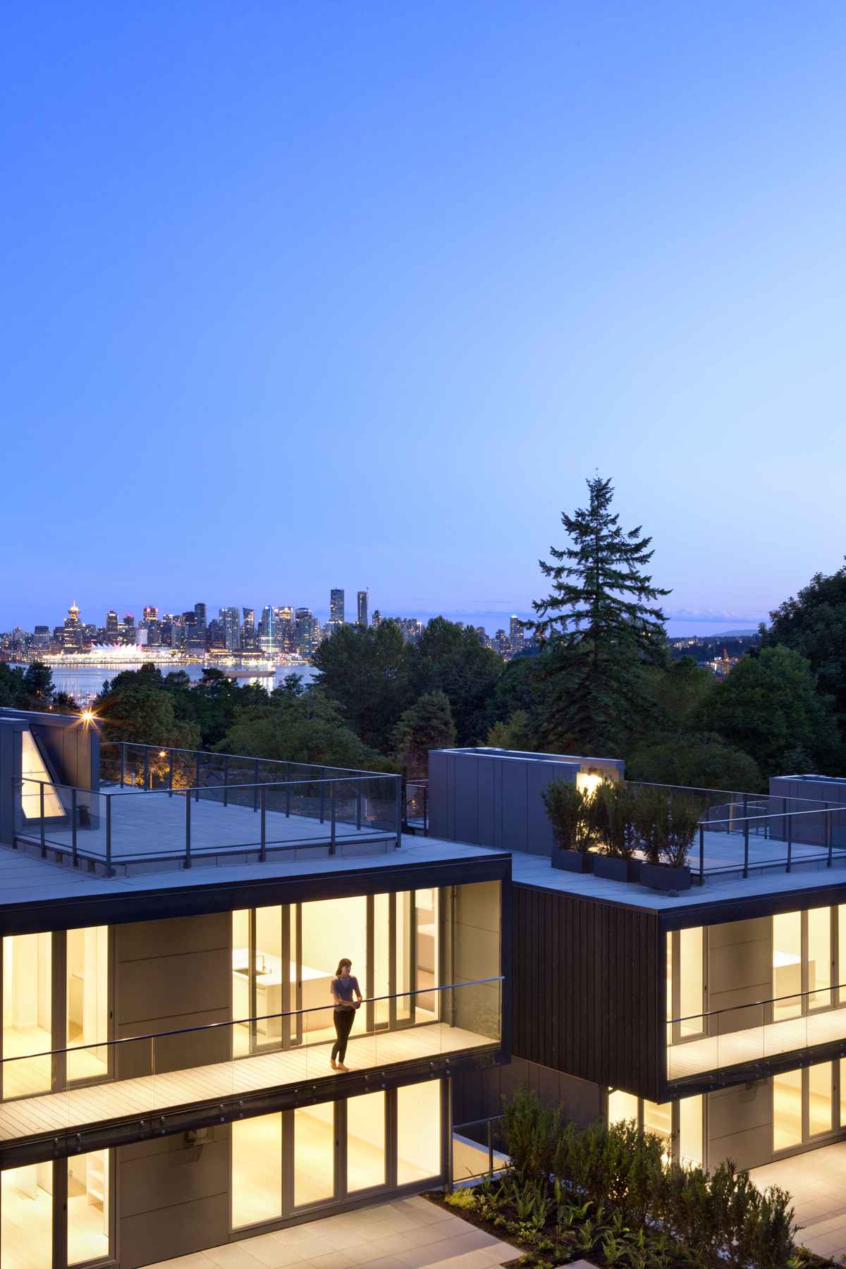 office of mcfarlane biggar architects + designers, North Vancouver, BC, houses at 1340